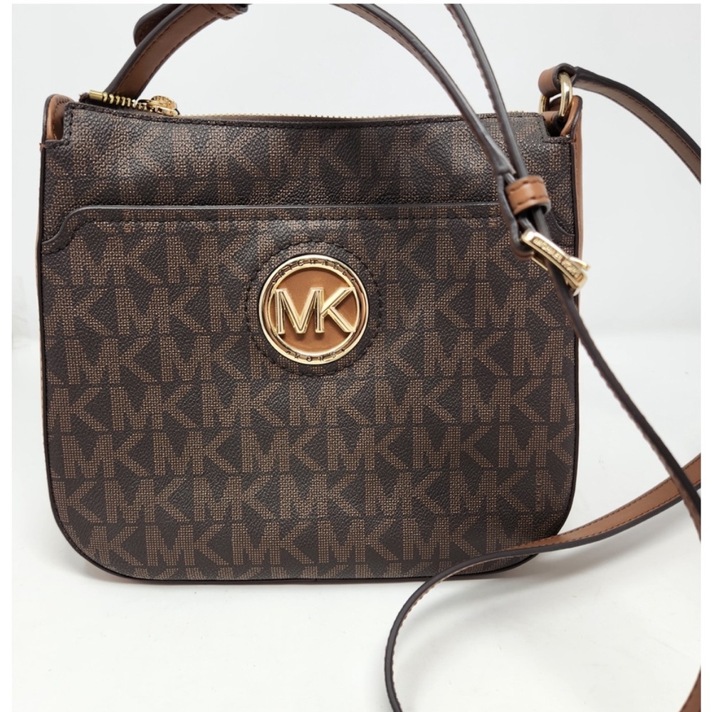 Michael Kors Logo Crossbody-EUC